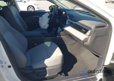 2025 Toyota Camry Le from USA, damaged, VIN 4T1DAACK1SU550378